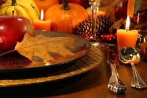 Decorate Your Home for Thanksgiving Hosting