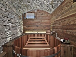 Beautiful Rustic Bathroom Designs